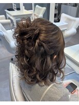 ラビットモア ヘアセット ナゴヤ(RABBIT more hair set NAGOYA)&nbsp;ハーフだんご