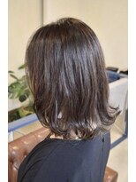 ヘアアンドメイクフリッシュ(HAIR&MAKE FRISCH) インナーバレイヤージュオングラデーショングレージュ