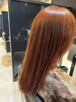 ディーヘアーデザイン(d.HAIR DESIGN)&nbsp;オレンジ色×ヴィラロドラカラーパレット