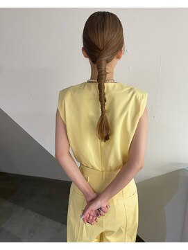 シアー(siar) お呼ばれヘアー　ヘアセット　タイトヘアー