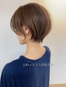 エニ 自由が丘(ENi) 黒髪/グレーベージュ/レイヤーロング/前髪パーマ[自由が丘駅]