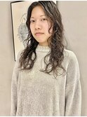 モテ髪ダークアッシュこなれロングデジタルパーマ大人美人