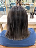 [バレイヤージ グラデーショ グレージュ]切りっぱなしボブ浦和