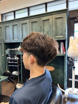 モナン 海老名(Monan) 外人風スペインカール