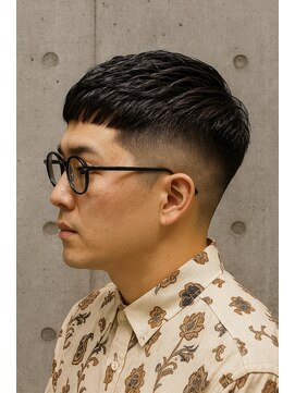 ラムデリカ(LUMDERICA) 20代、30代個性派にオススメ、ダウンバング×フェード