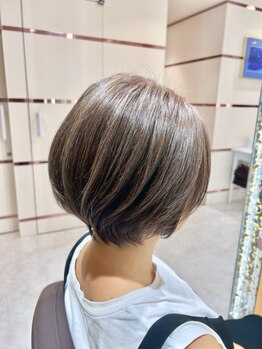Loyen.北浦和【ロイエン】【3月16日NEW OPEN(予定)】の写真/ショート×白髪染めは《Loyen.》にお任せください!トレンドを取り入れたオシャレなスタイルをご提案♪