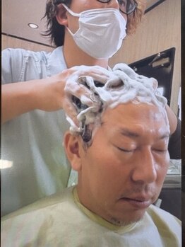 ヘアー スタジオ イワタ(hair studio iwata)の写真/当店独自の「スタンド式ヘッドスパ」で心地よい癒しと極上のヘッドスパ体験をあなたに♪