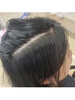 キッカ(Kikka)&nbsp;黒くなりすぎない黒に近い根元染め