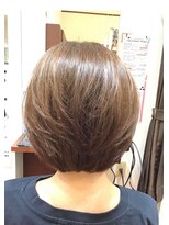 美容室ヒラトヤ 都南店&nbsp;白髪ぼかしハイライト暗髪カラー艶カラー顔周りカットミセスヘア