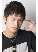 ラフに毛束を散らした大人めカジュアル