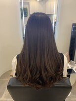 アールサロン アオヤマ(Rr SALON AOYAMA)&nbsp;プラチナミネコラ巻き髪仕上げ