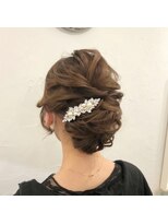 ファム(fam)&nbsp;お上品系キレイめアップ