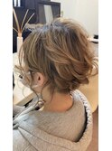 セミロング　アップスタイル　浴衣にもおすすめ