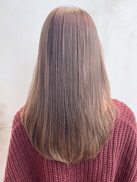 アイティーバイアルバム 八王子店(IT by ALBUM) 美髪ロングストレート_外ハネボブセクションカラー_ba362181