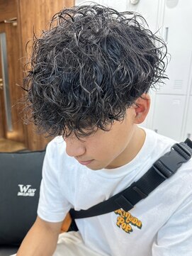 ウェイビーエフティフィフス 横浜西口(WAVEY ft.fifth) 波巻きスパイラルツイストスパイラルパーママッシュメンズヘア