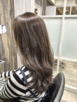 ルート(Root) 【青葉台】白髪ぼかしハイライト 明るい白髪染め 30代40代50代