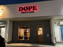 ドープ(DOPE)の雰囲気（夜遅くまで開いてるサロン）