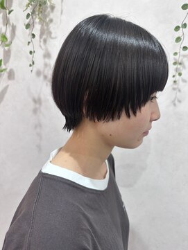 コジック ヘアアンドアイ(Cogic hair & eye) 10代20代ツヤ感秋ヘアー＊コンパクトショートスモーキーアッシュ