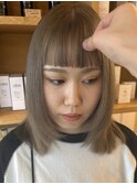 顔周りシャギー×アンニュイグレージュ