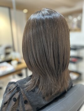 エフフォーユアヘアー(F for your hair) レイヤー  オリーブブラウン