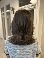 ムード(MOOD,)&nbsp;ココアベージュ/[ミディアムレイヤーカット/髪質改善/銀座]