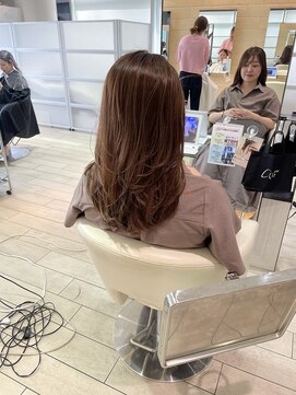 エアー 銀座(air) ★岡田有加★似合わせ★銀座★レイヤーミディ掛けるハイライト