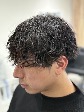 金沢メンズパーマ。波巻きスパイラルパーマ