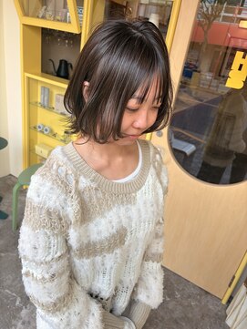 ヒントステーション(HINTSTATION) 〈浅草 半個室〉レイヤーボブ/オリーブベージュ