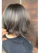 クワリ&nbsp;オリーブグレージュ ブリーチ1回