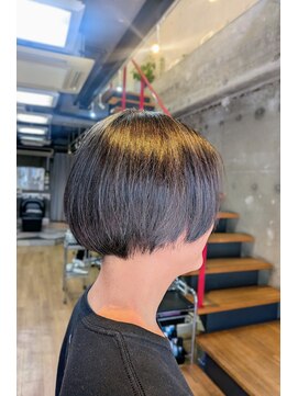 ヘアーメークテスタヴァンティ (Hair make Testavanti) メンズボブ