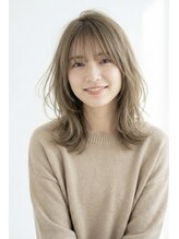 ネルヘアー 緑地公園(Nel.hair)&nbsp;柔らかベージュのレイヤーミディ