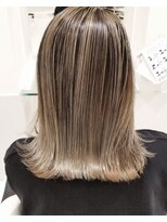 タブーアイ(TABOO.i)&nbsp;大人外国人風☆コントラストバレイヤージュ