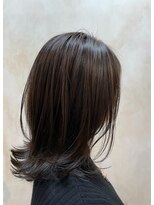 フロー(Flow) 外ハネレイヤーミディ【岩本大樹】