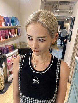 アルーシェ 新宿店(Alushe) ブロンドヘア