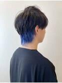 10代20代メンズウルフカット×メンズブルー裾カラー