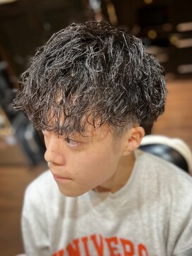 ヒロギンザバーバーショップ 大宮店(HIRO GINZA BARBER SHOP) ツイストスパイラルパーマ