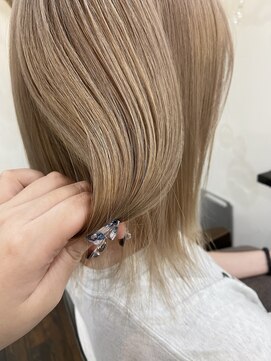 ラマナ(Lamana) ミルクティーベージュ/ミルクティーカラー/ミディアムヘア