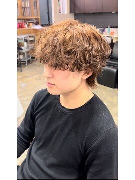 ピア(Pia) ブラウンカラー＆外国人風パーマ