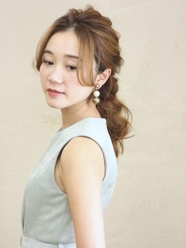 ソース 茨木(SOURCE) 結婚式や浴衣ヘアに♪編みおろしアレンジ