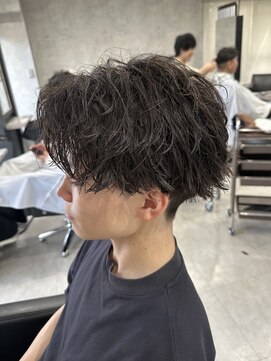 シャイン 大宮(SHINE) メンズカット/パーマ/ヘッドスパ/ブリーチ/眉毛/韓国/大宮/Men's