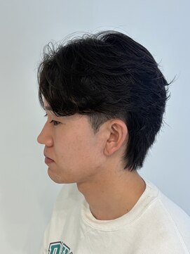 ニアウ 伊勢崎連取店(Niau) MEN’S HAIR/サーフカール/刈り上げセンターパート/伊勢崎