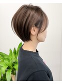黒髪　ボブルフ　ネビージュ　小顔　ワンレン　スペインカール