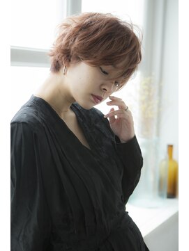 ミエル ヘア 新宿(miel hair) ハイトーン&大人ショート