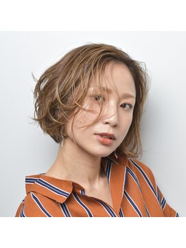 ファースト 吉祥寺(FIRST KICHIJOJI) 大人ヘルシーボブ　×　ハイライト　【ＦＩＲＳＴ】..