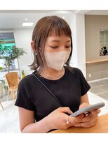 シンス(Since)&nbsp;眉上バング と シュッとタイトな 外ハネスタイリング