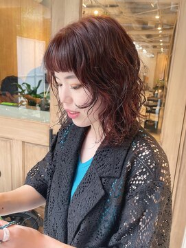 ルアウハク 梅田(LUAU Haku) ・オン眉/ゆるミディアムパーマ・【Haku/梅田/タクノ】