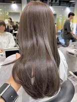 シティ(CITY)&nbsp;ラベンダーグレージュカラー×レイヤーカット　【CHICA】