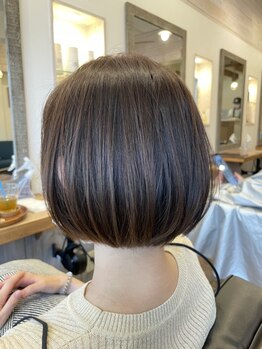 ブルーノ ヘアサロン(BRUNO. hair salon)の写真/おしゃれ女子の為の最旬ヘアケア☆トリートメントで髪の内部からしっかりケアして、憧れの美髪に♪