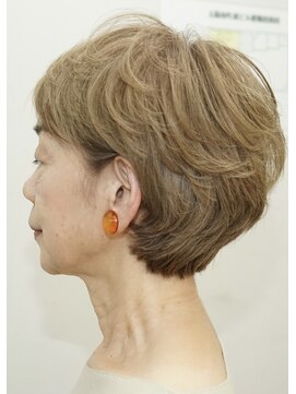 エマ(emma) コンパクトマッシュショート