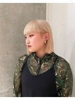 モニカ(MONIQA)&nbsp;ペールベージュ